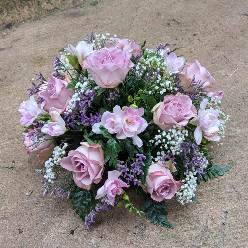 Rose and freesia posy