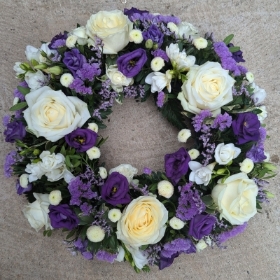 Blue and white wreath